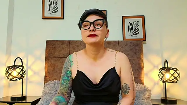 kat paradise online show from 26, 4, 2026