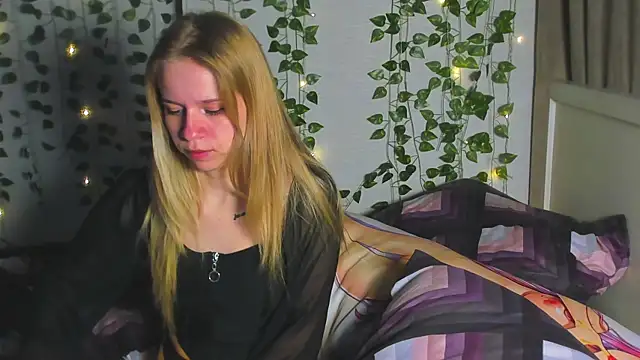 Cute Madam online show from 9, 1, 2026