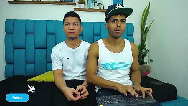 Interracial Snow Bunny online show from 14, 4, 2026