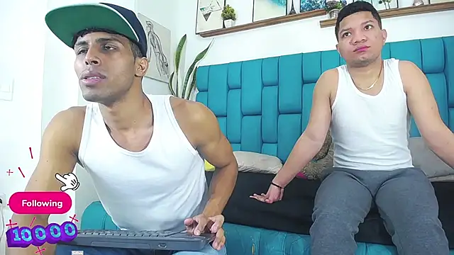 Interracial Snow Bunny online show from 25, 5, 2026