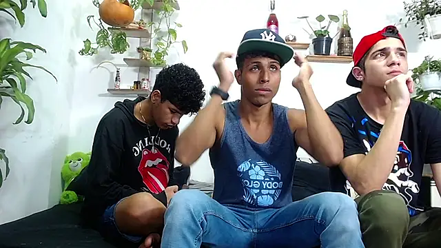 Interracial Snow Bunny online show from 7, 3, 2026