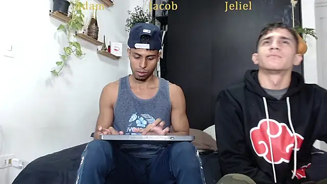 Interracial Snow Bunny online show from 5, 1, 2026