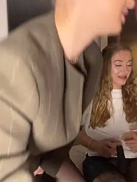 xvicoo online show from 31, 3, 2026