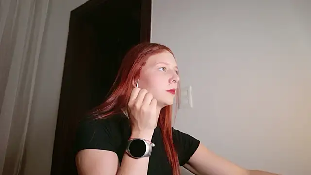Snapshot of ViktoriaSilk chatting on 14, 4, 2026 ViktoriaSilk online show from 14, 4, 2026