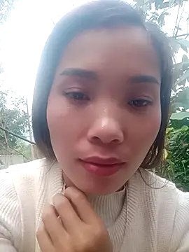 Snapshot of yeutinh00 chatting on 23, 12, 2025 yeutinh00 online show from 23, 12, 2025