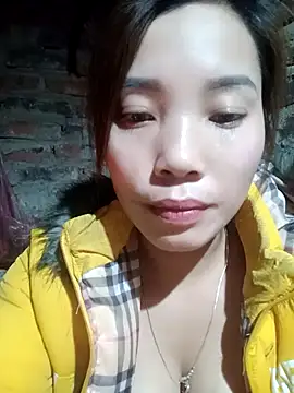 Snapshot of yeutinh00 chatting on 6, 1, 2026 yeutinh00 online show from 6, 1, 2026