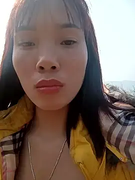 Snapshot of yeutinh00 chatting on 13, 1, 2026 yeutinh00 online show from 13, 1, 2026