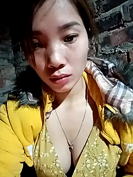 Snapshot of yeutinh00 chatting on 6, 1, 2026 yeutinh00 online show from 6, 1, 2026