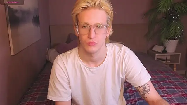 Snapshot of MarkusWilder chatting on 14, 1, 2026 MarkusWilder online show from 14, 1, 2026