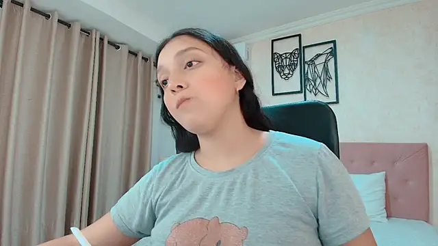 Snapshot of littlemolly_walcott chatting on 1, 7, 2026 littlemolly walcott online show from 1, 7, 2026