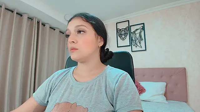 Snapshot of littlemolly_walcott chatting on 18, 7, 2026 littlemolly walcott online show from 18, 7, 2026