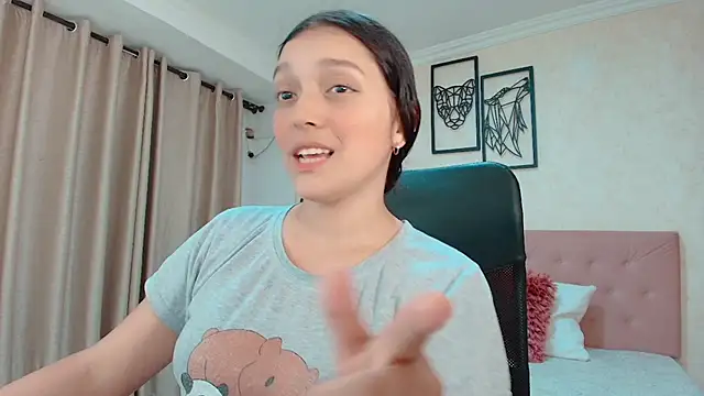 Snapshot of littlemolly_walcott chatting on 25, 6, 2026 littlemolly walcott online show from 25, 6, 2026