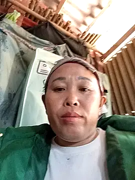 dakota-kis online show from 23, 12, 2025