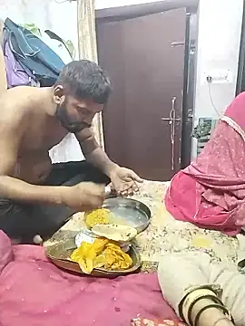 Snapshot of hornycouple20000 chatting on 28, 2, 2026 hornycouple20000 online show from 28, 2, 2026