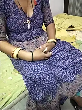 Snapshot of hornycouple20000 chatting on 1, 3, 2026 hornycouple20000 online show from 1, 3, 2026