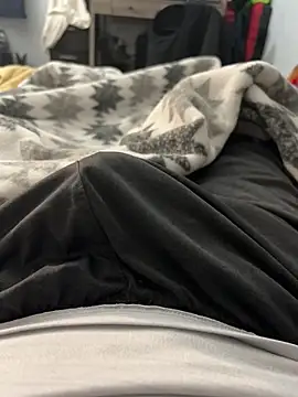 Snapshot of elpapigrande12 chatting on 4, 2, 2026 elpapigrande12 online show from 4, 2, 2026