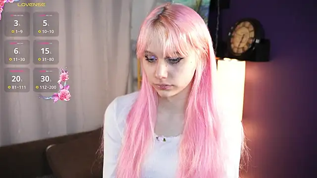 EliseTang online show from 12, 1, 2026