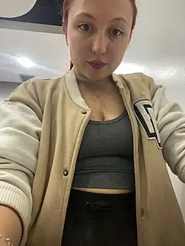 Scarlet auraa online show from 11, 6, 2026