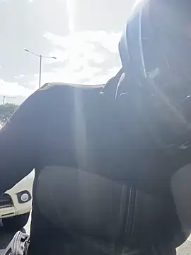 Scarlet auraa online show from 2, 3, 2026