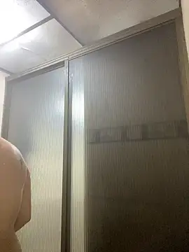 Scarlet auraa online show from 9, 4, 2026