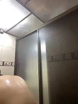 Scarlet auraa online show from 22, 3, 2026