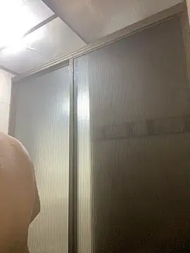 Scarlet auraa online show from 16, 4, 2026