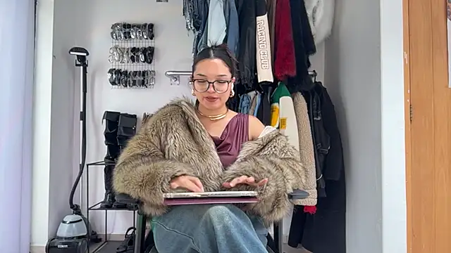 LubaLadeau online show from 13, 1, 2026