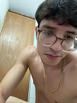 Snapshot of ArthurDavies_ chatting on 3, 2, 2026 ArthurDavies online show from 3, 2, 2026