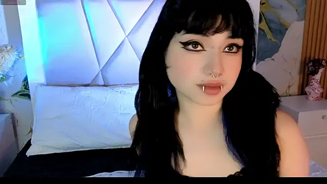 Sienna Desiree online show from 15, 4, 2026