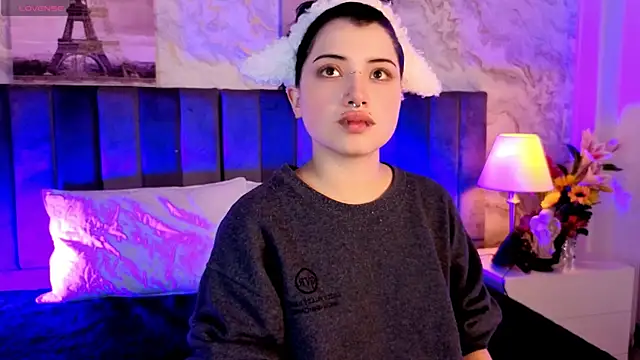 Sienna Desiree online show from 4, 5, 2026