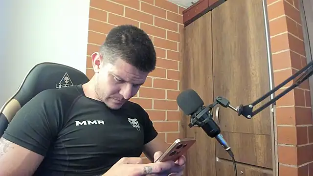 sexcolombia20 online show from 21, 4, 2026