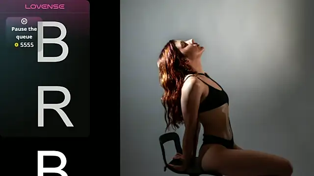 Snapshot of ElaRabbit chatting on 4, 6, 2026 ElaRabbit online show from 4, 6, 2026