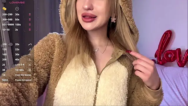  ViviV  online show from 3, 4, 2026