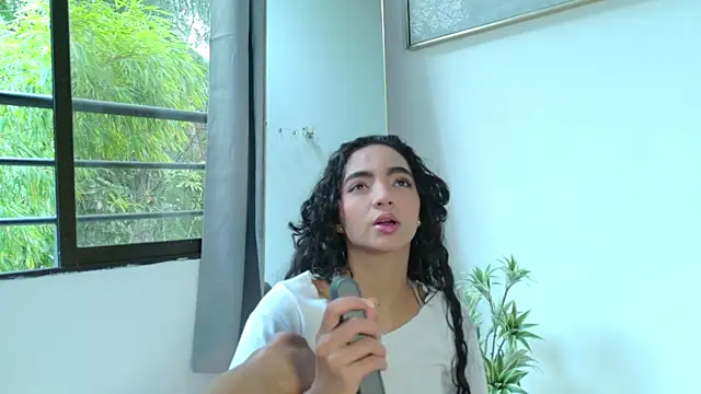 adelineevs online show from 11, 1, 2026
