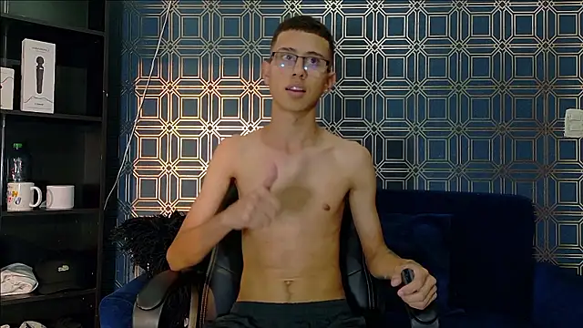 asher lux online show from 10, 2, 2026