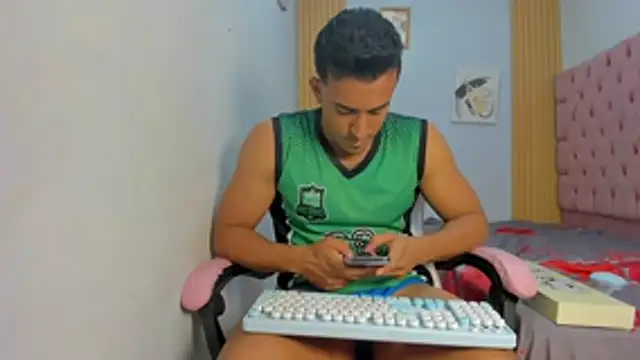 axelsavage042 online show from 8, 1, 2026