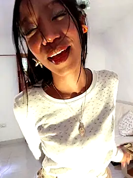 DAMMLEYLA online show from 10, 2, 2026