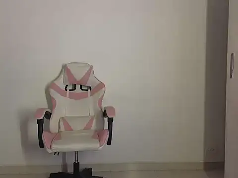 Daphne Grayy online show from 26, 2, 2026