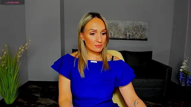 Alisa Allisen online show from 15, 4, 2026