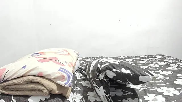 franyeli 9 online show from 11, 3, 2026