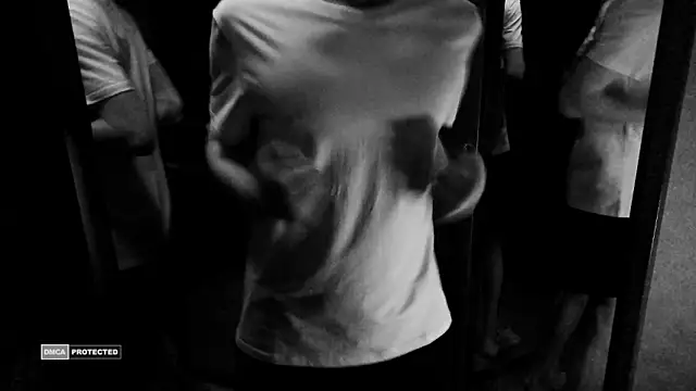 Snapshot of Sauntper chatting on 19, 1, 2026 Sauntper online show from 19, 1, 2026