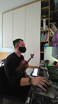 Snapshot of OnlyHand9x chatting on 10, 2, 2026 OnlyHand9x online show from 10, 2, 2026