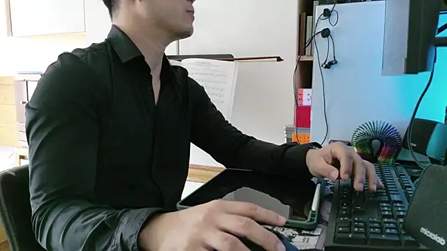 OnlyHand9x online show from 6, 7, 2026