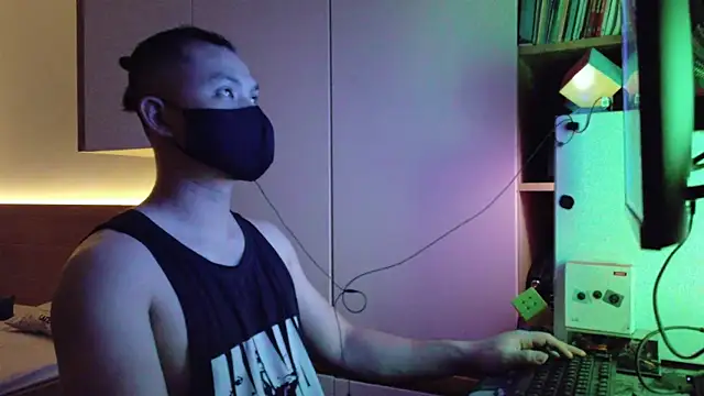 OnlyHand9x online show from 19, 4, 2026