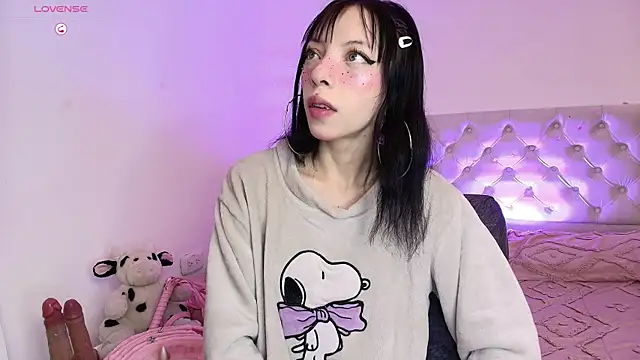 Snapshot of Diamond__cherry69 chatting on 30, 4, 2026 Diamond cherry69 online show from 30, 4, 2026