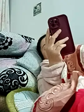 Snapshot of Faded_pink chatting on 14, 1, 2026 Faded pink online show from 14, 1, 2026