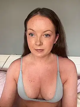 Nova-Vixen online show from 6, 4, 2026