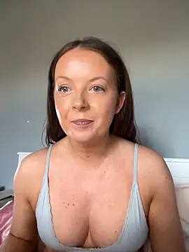 Snapshot of Nova-Vixen chatting on 14, 6, 2026 Nova-Vixen online show from 14, 6, 2026