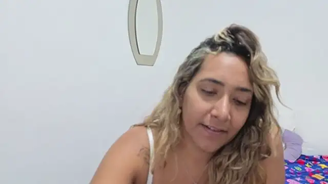 IsabelaAcosta online show from 30, 5, 2026