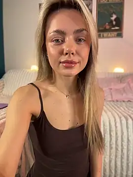 Kylie Mystic online show from 5, 3, 2026